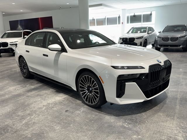 New 2026 Mineral White Metallic BMW 760i xDrive image 2