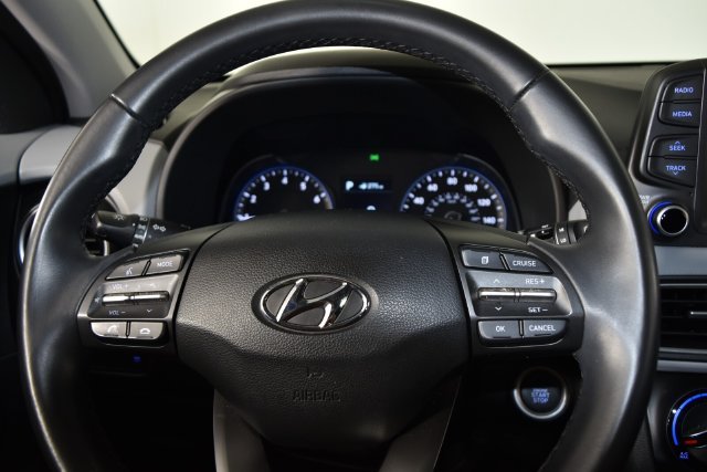 Used 2018 Black Hyundai SEL image 17