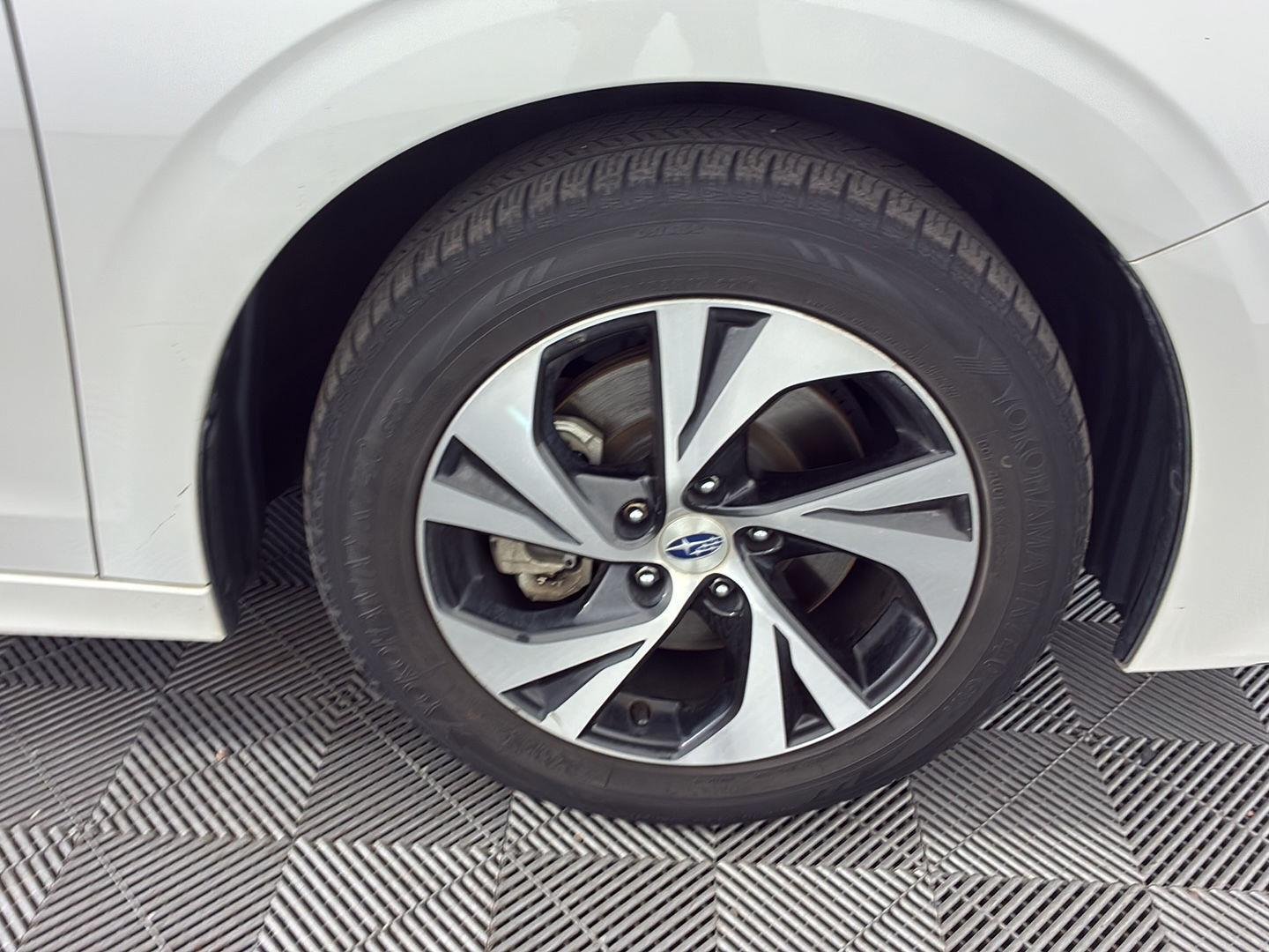 Used 2020 Crystal White Pearl Subaru Premium image 12