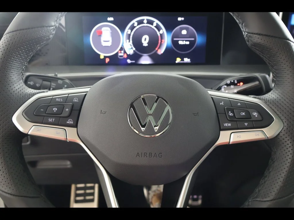 New 2026 Silver Volkswagen 2.0T SE R-Line Black image 21