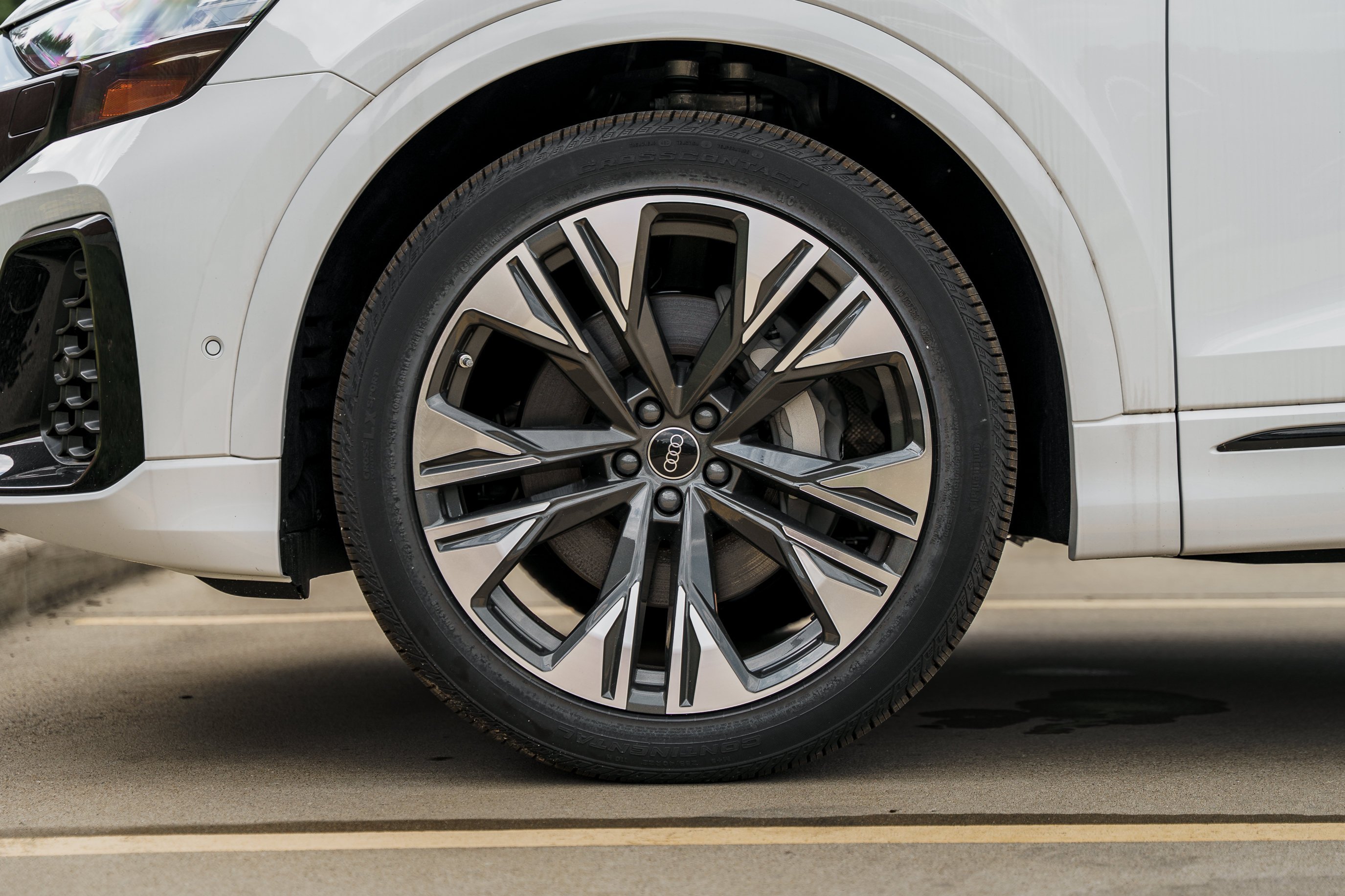 New 2026 Glacier White Metallic Audi Premium Plus image 29