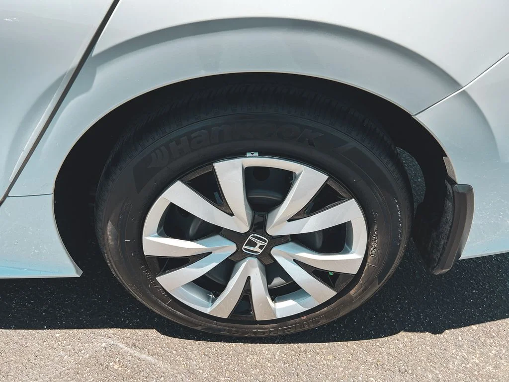 2024 Honda Civic LX - Photo 13