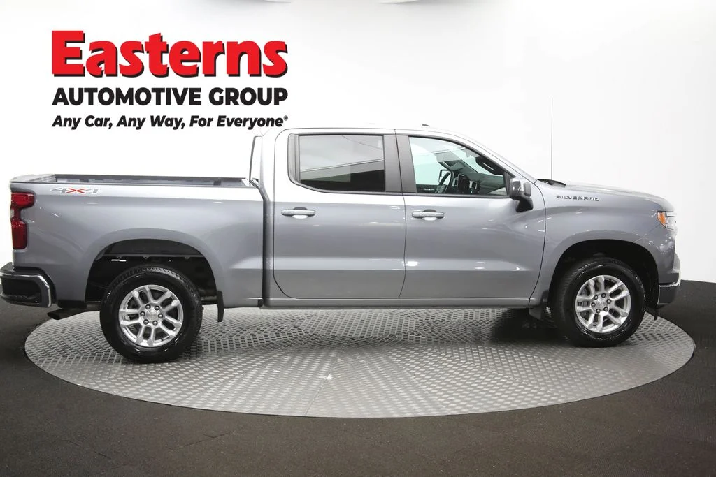 Used 2023 Gray Chevrolet LT image 46