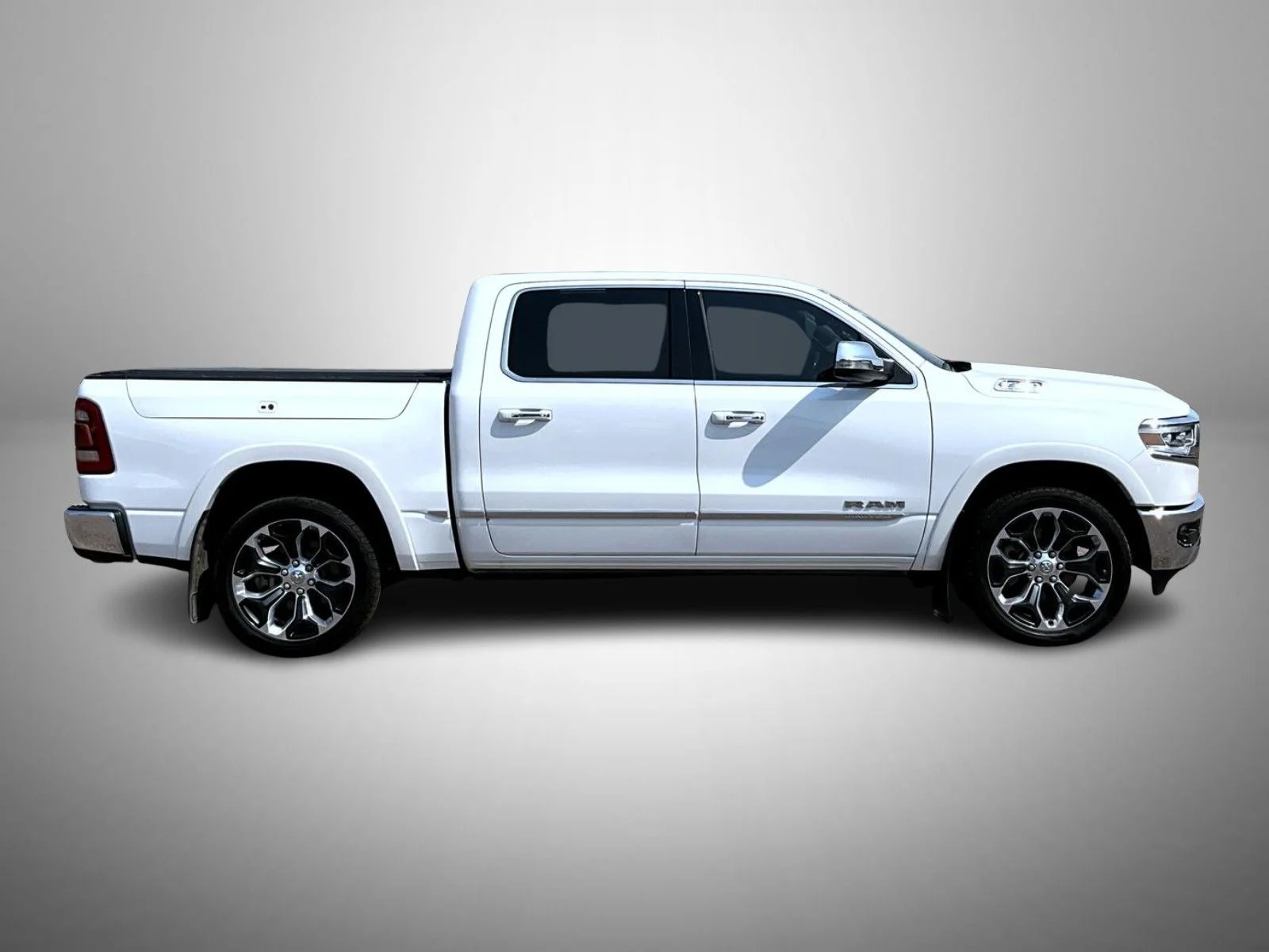 Used 2019 White Ram Limited image 4
