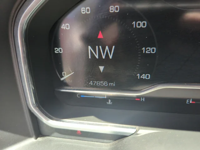Used 2023 White GMC Denali image 47