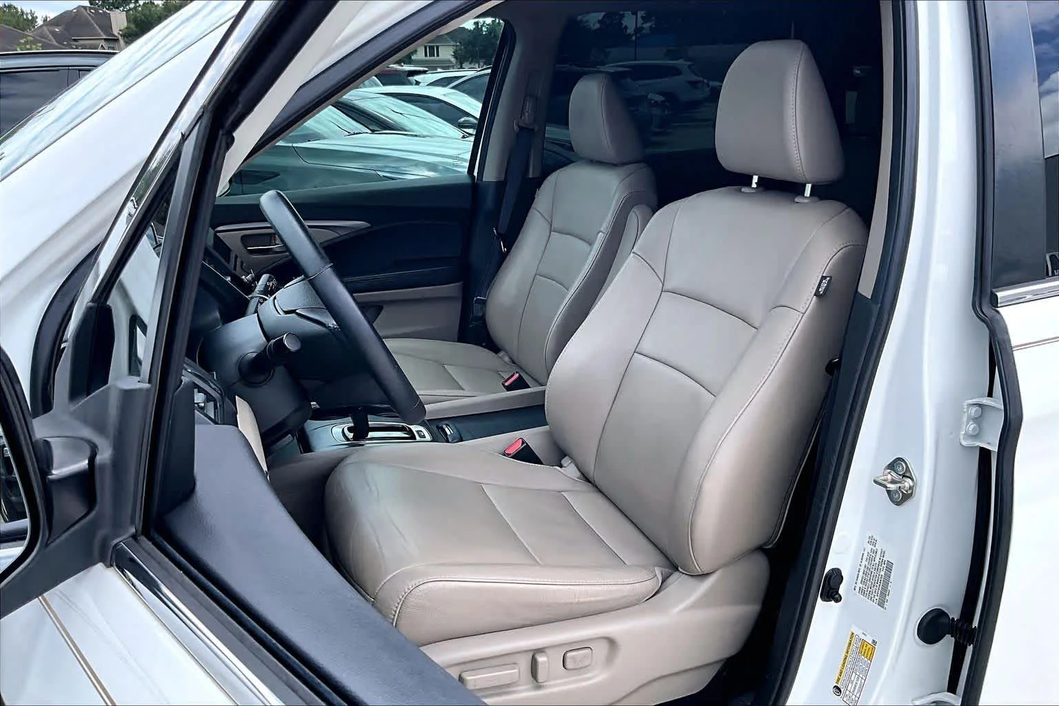 Used 2020 Platinum White Pearl Honda EX-L image 8