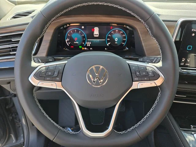 2026 Volkswagen Atlas SE w/Tech - Photo 11