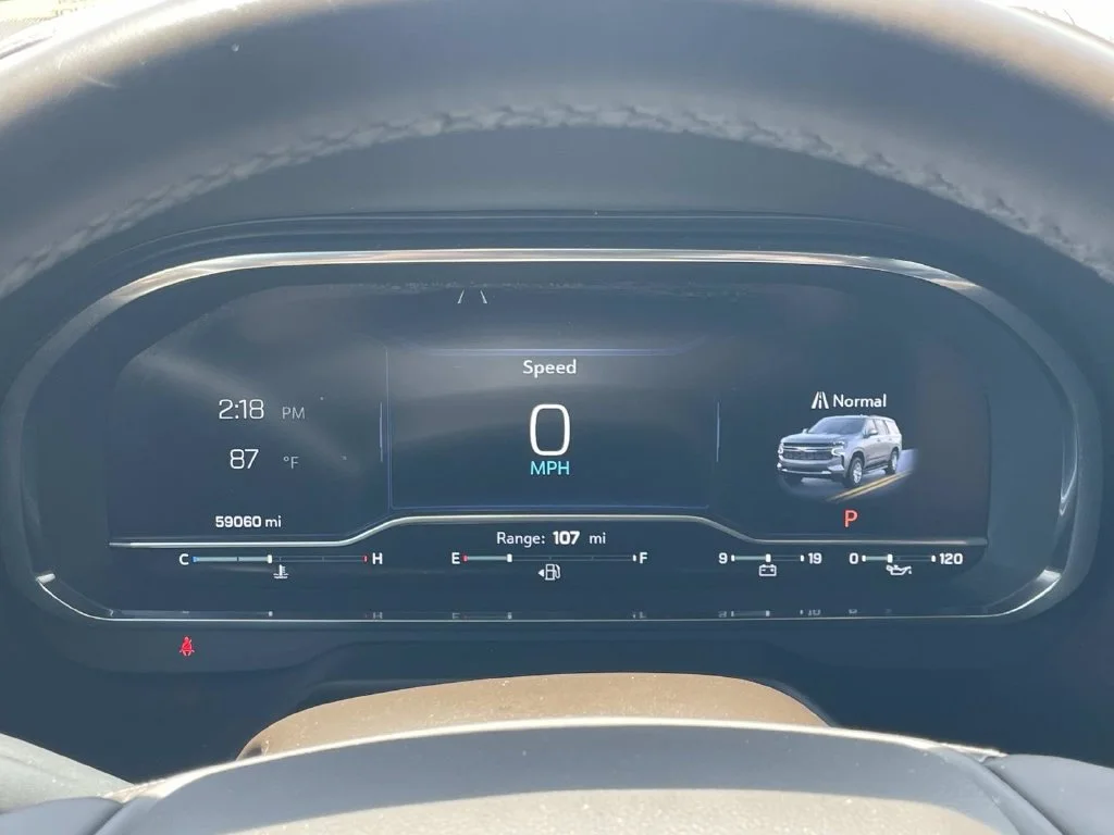 Used 2024 Summit White Chevrolet LT image 27