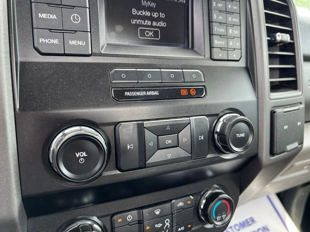 2019 Ford F-550 Super Duty Chassis Cab XL - Photo 27