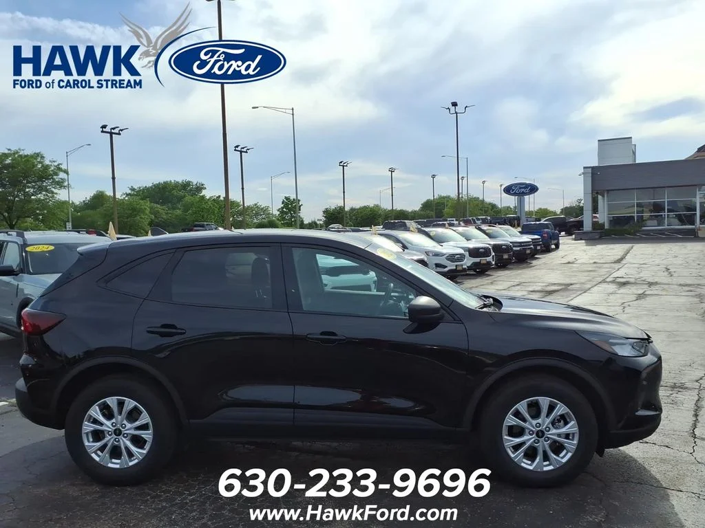 Certified Used 2025 Black Metallic Ford Active image 8