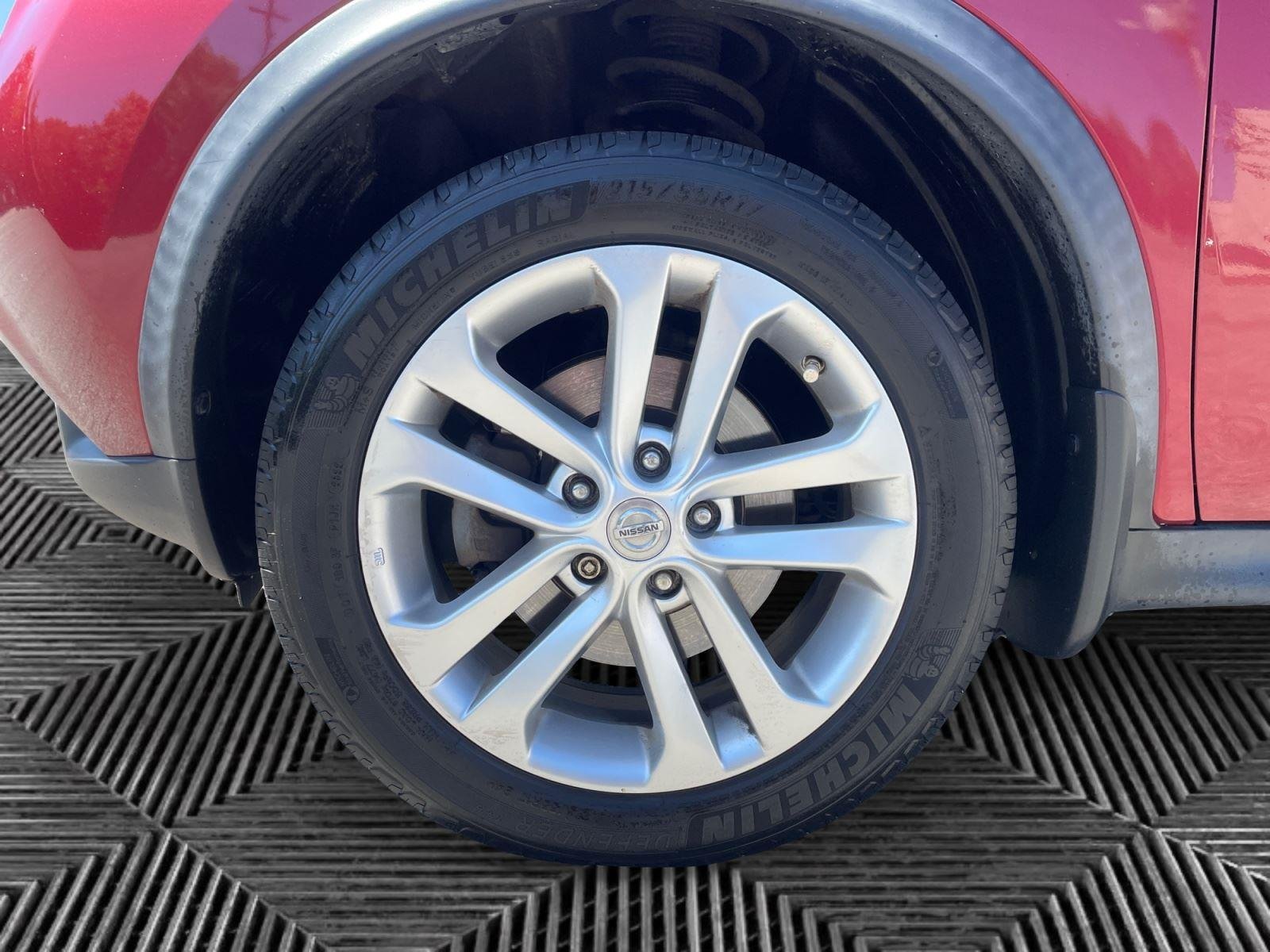 Used 2016 Cayenne Red NISSAN  image 14