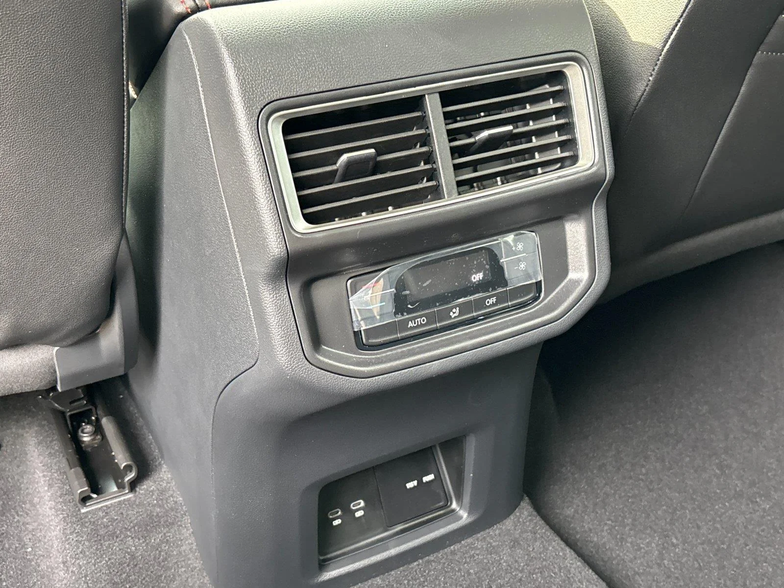 New 2025 Pure White Volkswagen 2.0T Peak Edition image 33