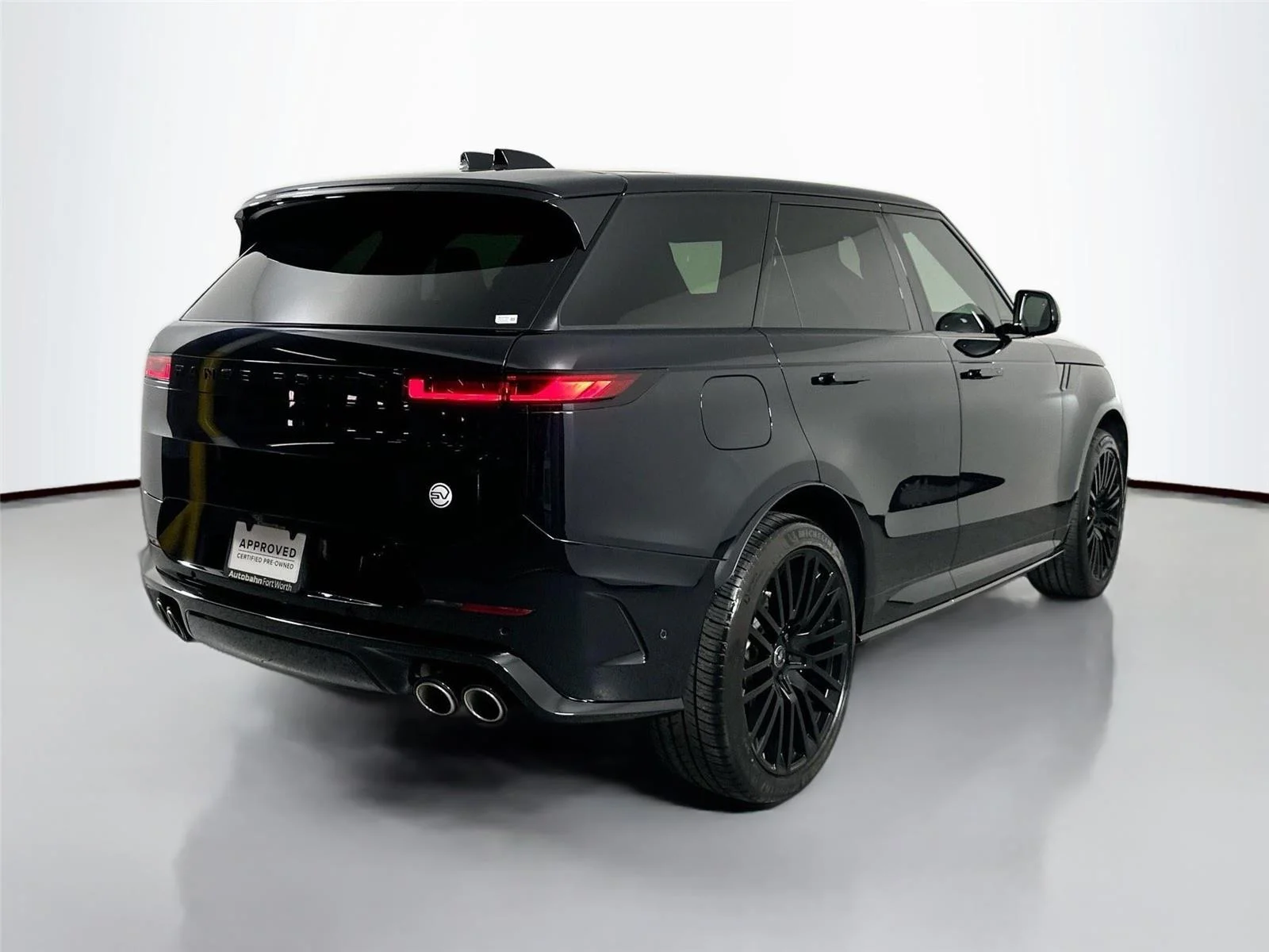 Used 2025 Blue (Dark) Land Rover SV Edition Two image 4