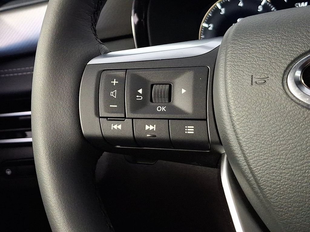 New 2027 GRAPHITE SHADOW INFINITI Luxe AWD image 16