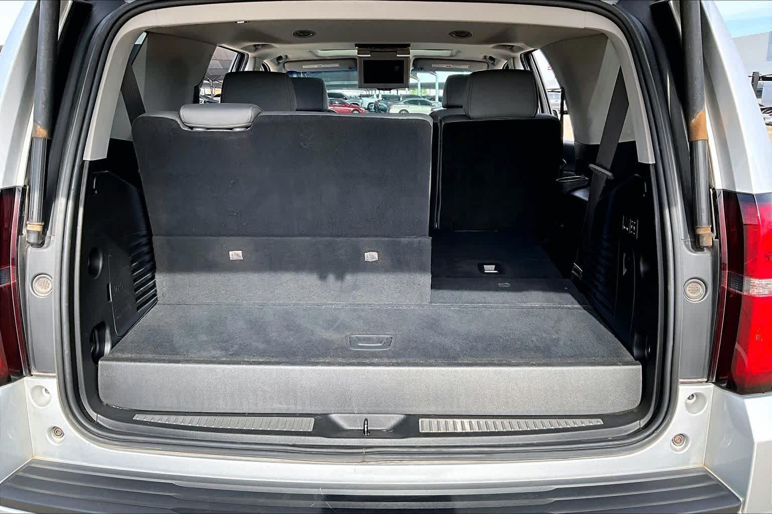 Used 2019 Silver Ice Metallic Chevrolet LT image 31