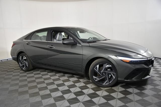 New 2026 Gray Hyundai Limited image 4