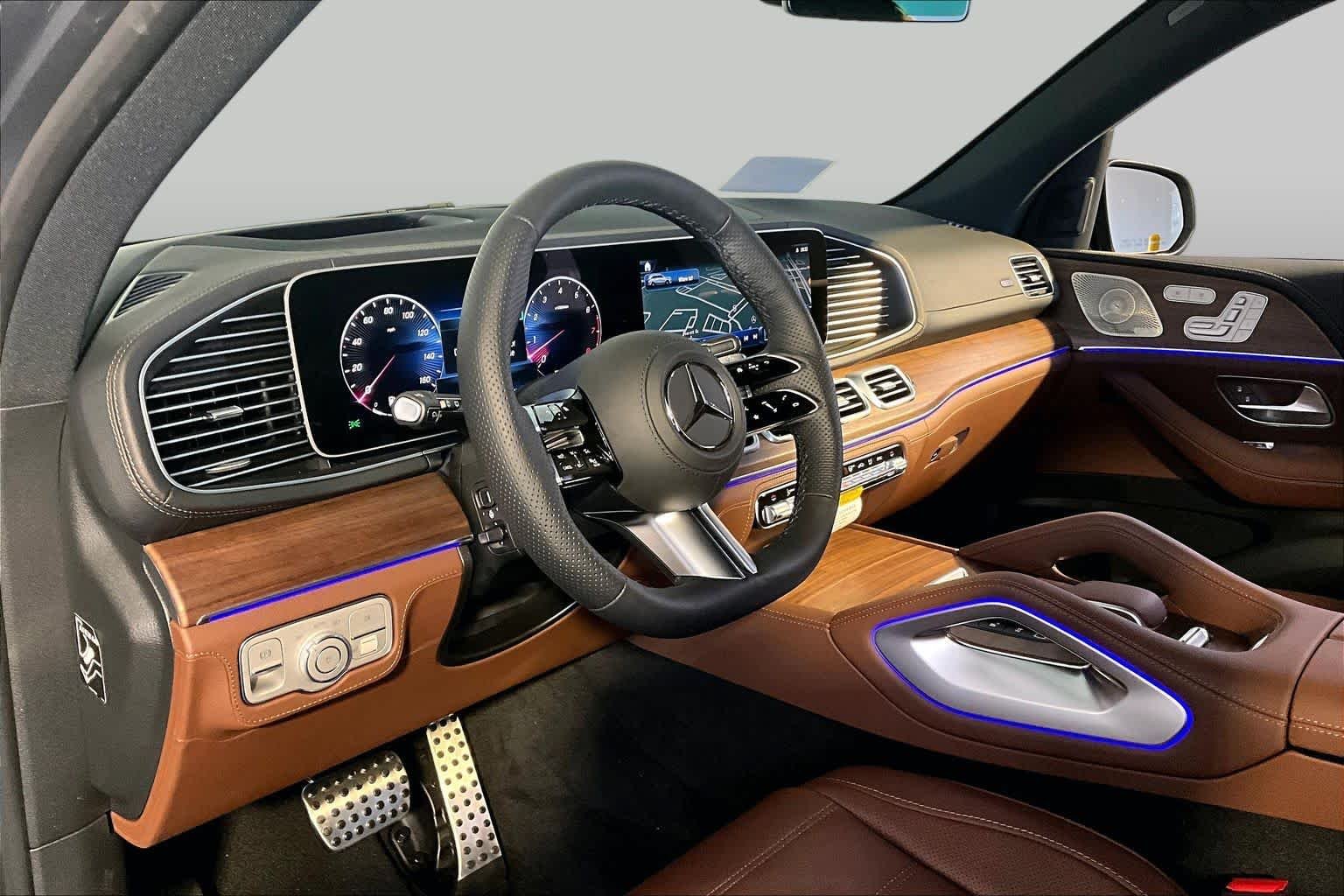 New 2026 Selenite Grey Metallic Mercedes-Benz GLS 450 image 9