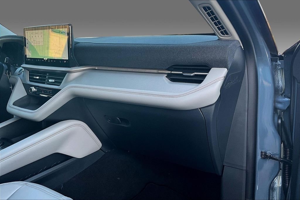 2026 Ford Explorer Active - Photo 27