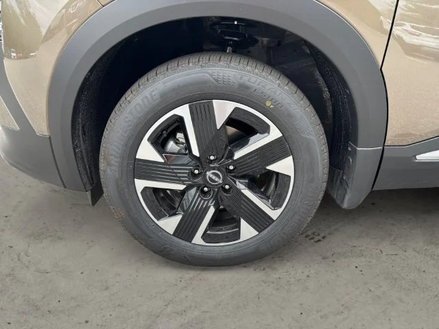 New 2027 Brown Nissan SV image 14