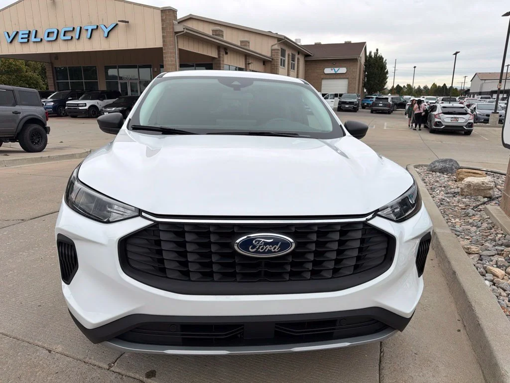 Used 2025 White Ford Active image 2