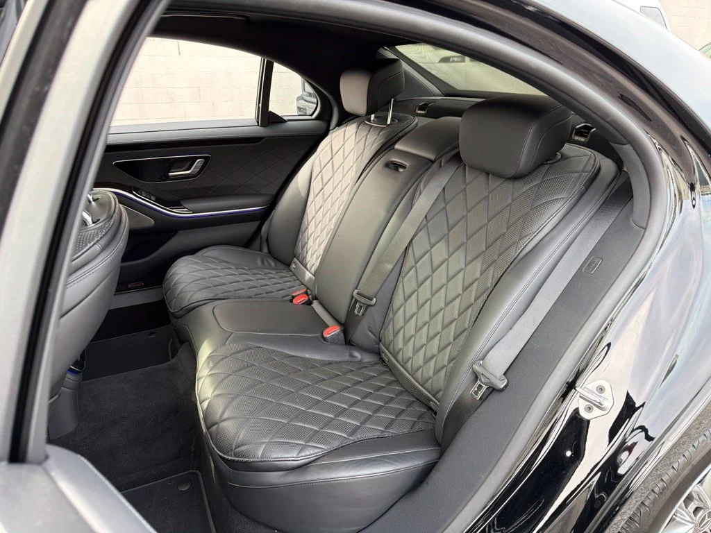 Used 2022 Black Mercedes-Benz S 580 image 39