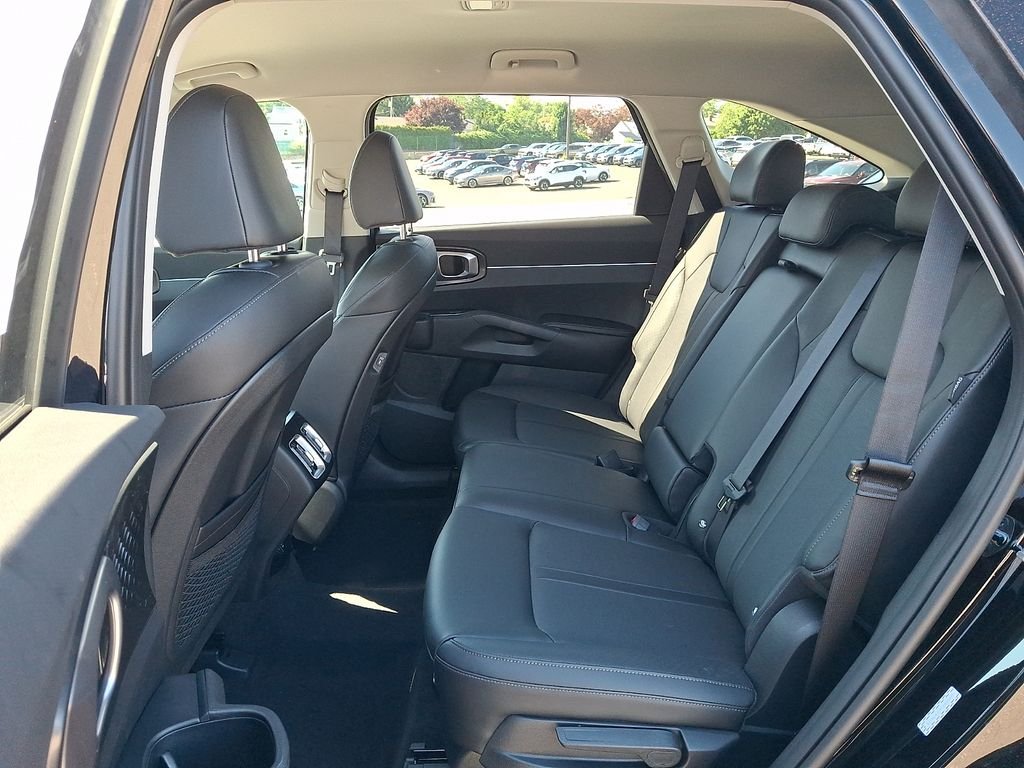 New 2026 Black Kia S image 5
