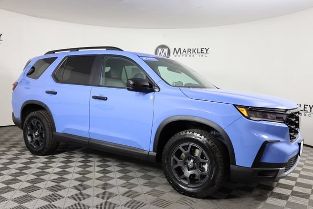Used 2025 Blue Honda TrailSport image 39
