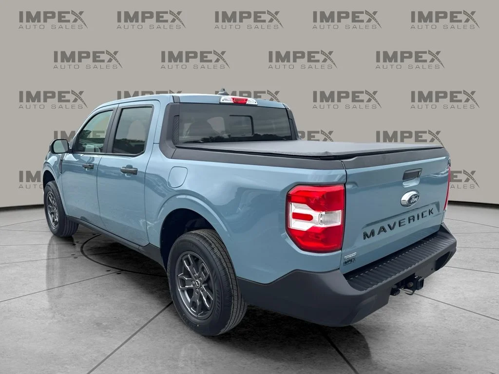 Used 2023 Blue Ford XL image 3