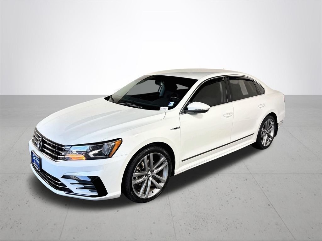 1VWDT7A37HC039833