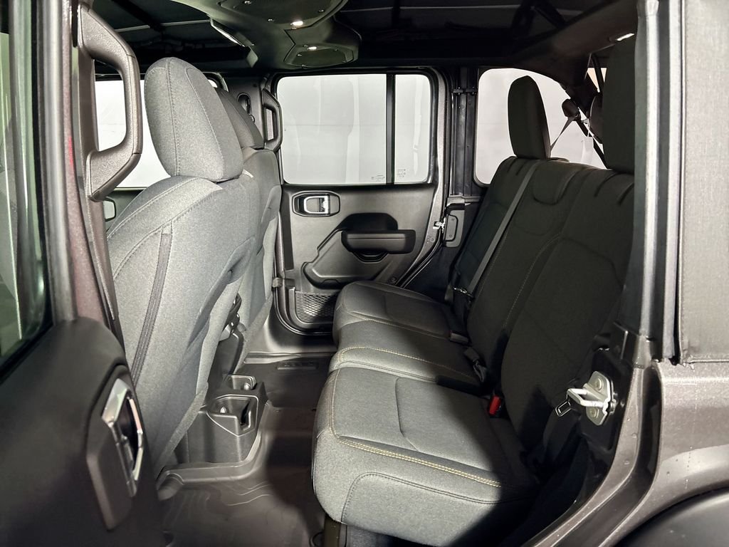 New 2026 Granite Crystal Metallic Clear-Coat Exterior Paint Jeep Willys image 19