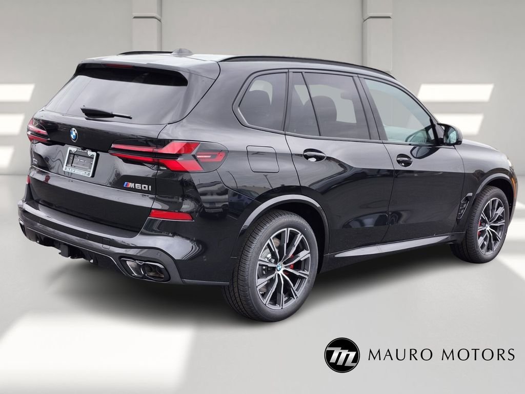 New 2026 Black BMW M60i image 3