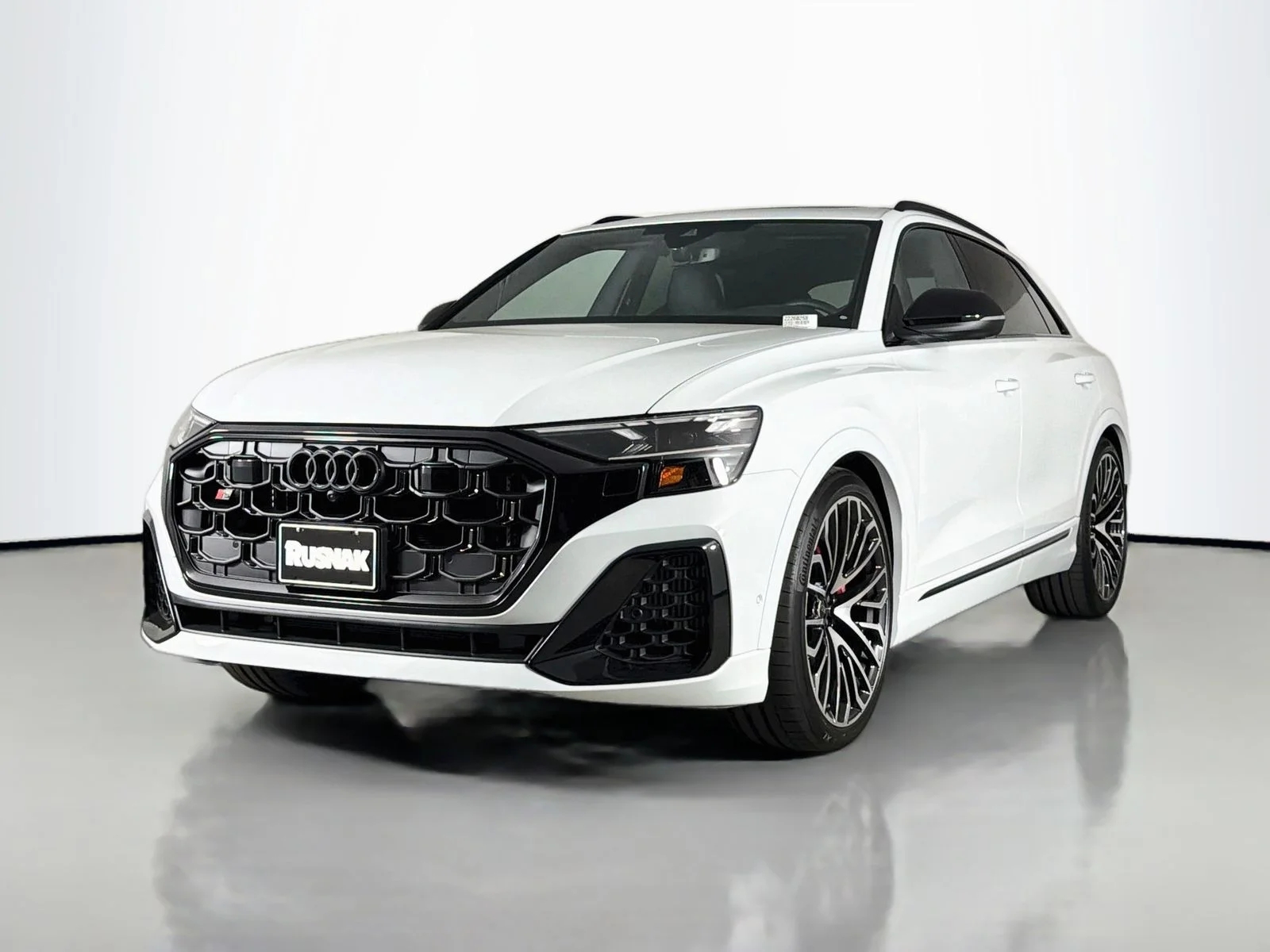 New 2026 White Audi 4.0T Premium Plus image 3