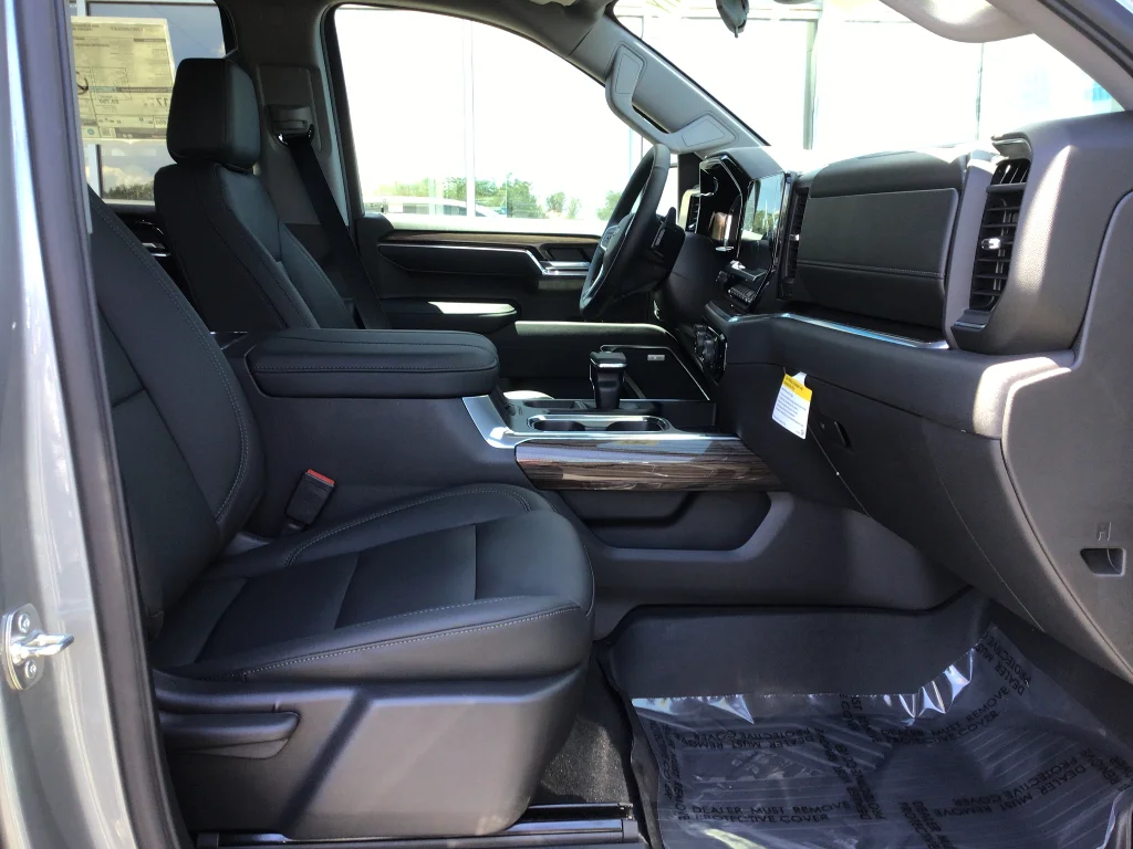 2026 Chevrolet Silverado 1500 LT Trail Boss - Photo 7