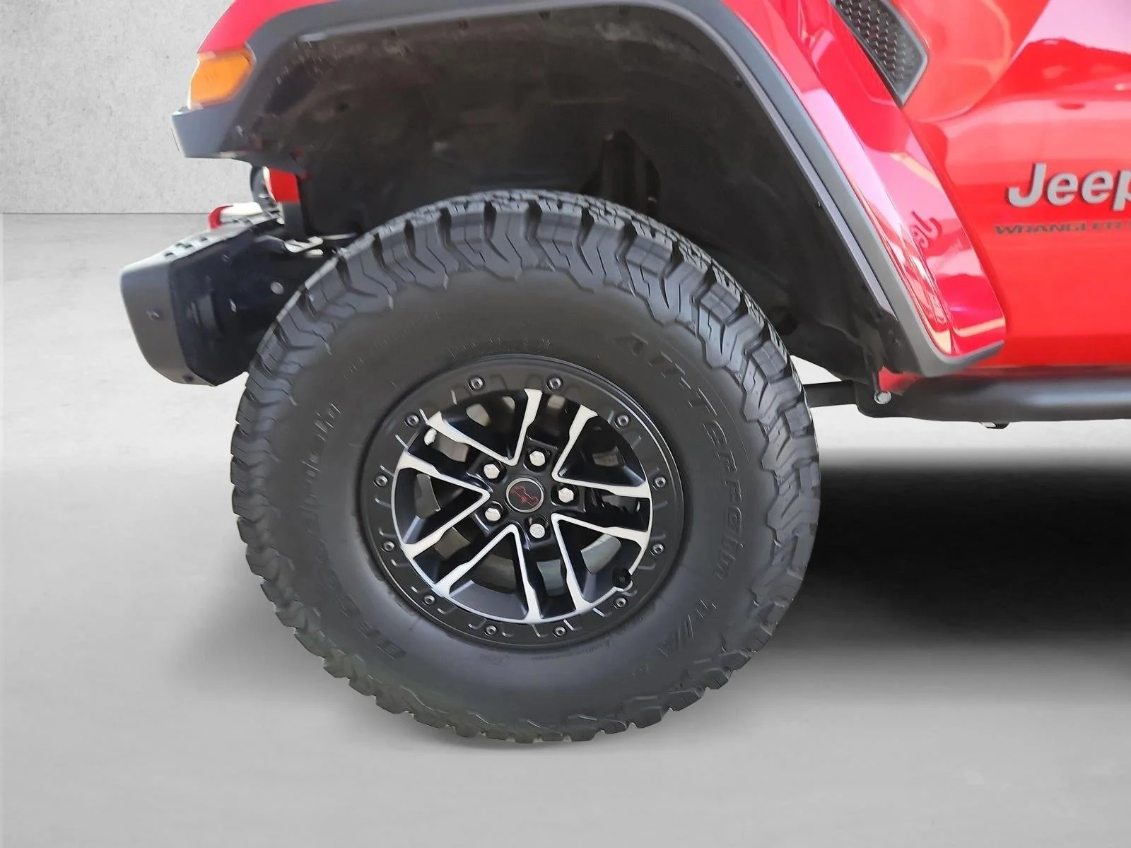 Used 2025 Firecracker Red Clearcoat Jeep Rubicon X image 21
