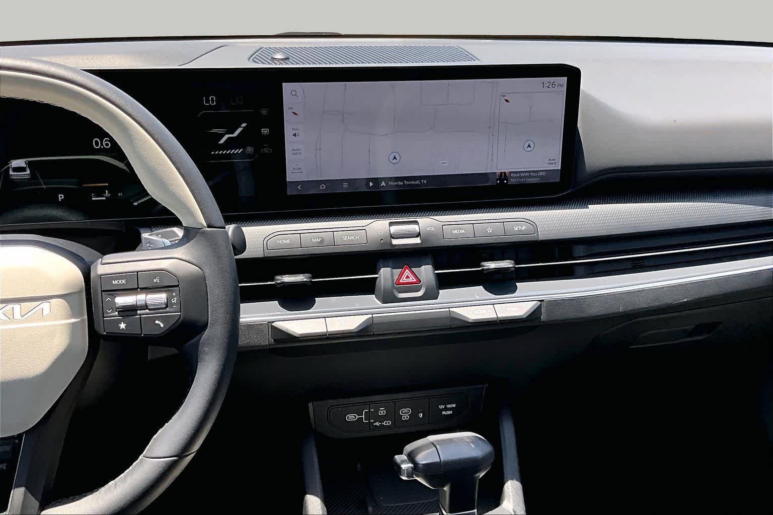 Used 2025 Snow White Pearl Kia GT-Line image 7