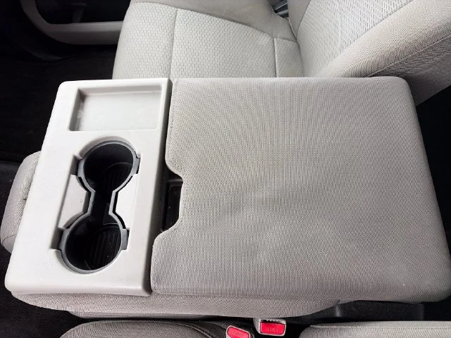 Used 2017 Gray Ford XLT image 23