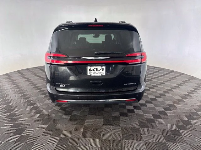 Used 2023 Black Chrysler Limited image 14