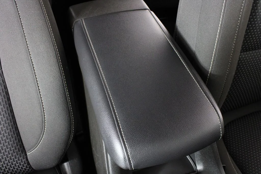 Used 2023 Black GMC SLE image 20
