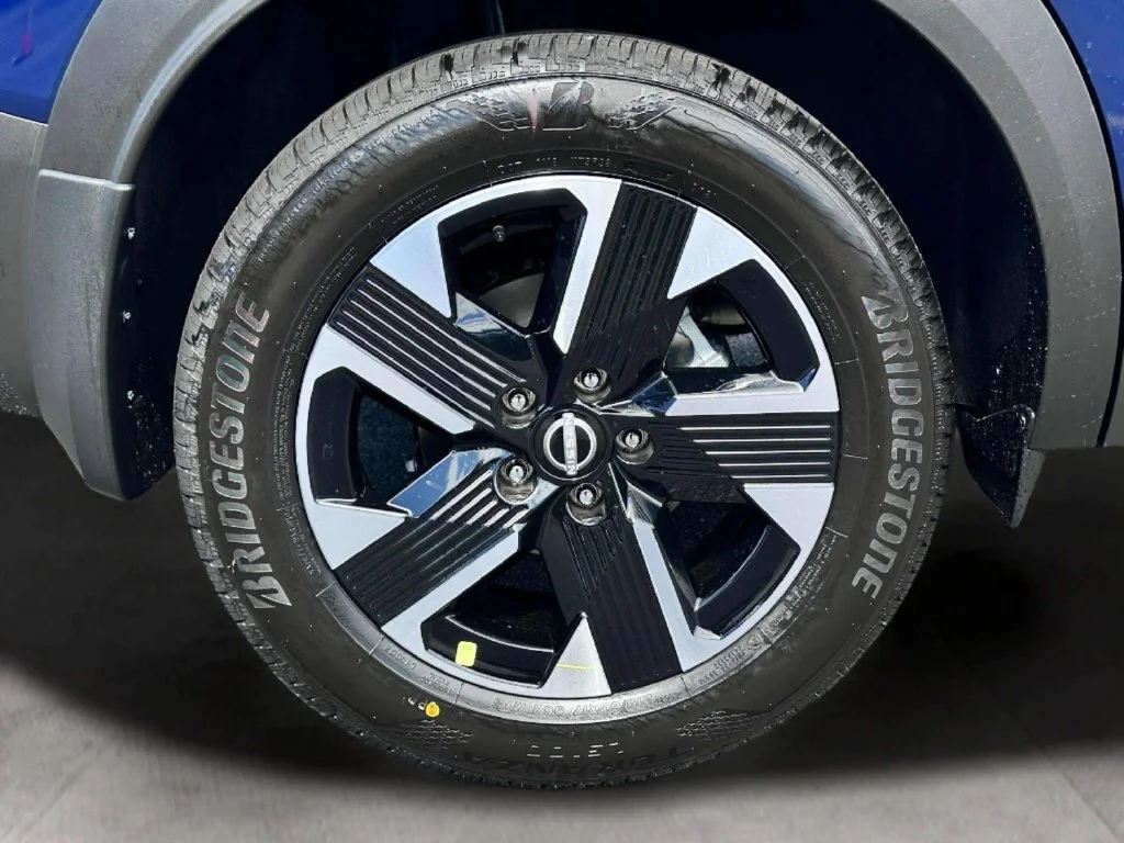 New 2027 Deep Blue Pearl Nissan SV image 11