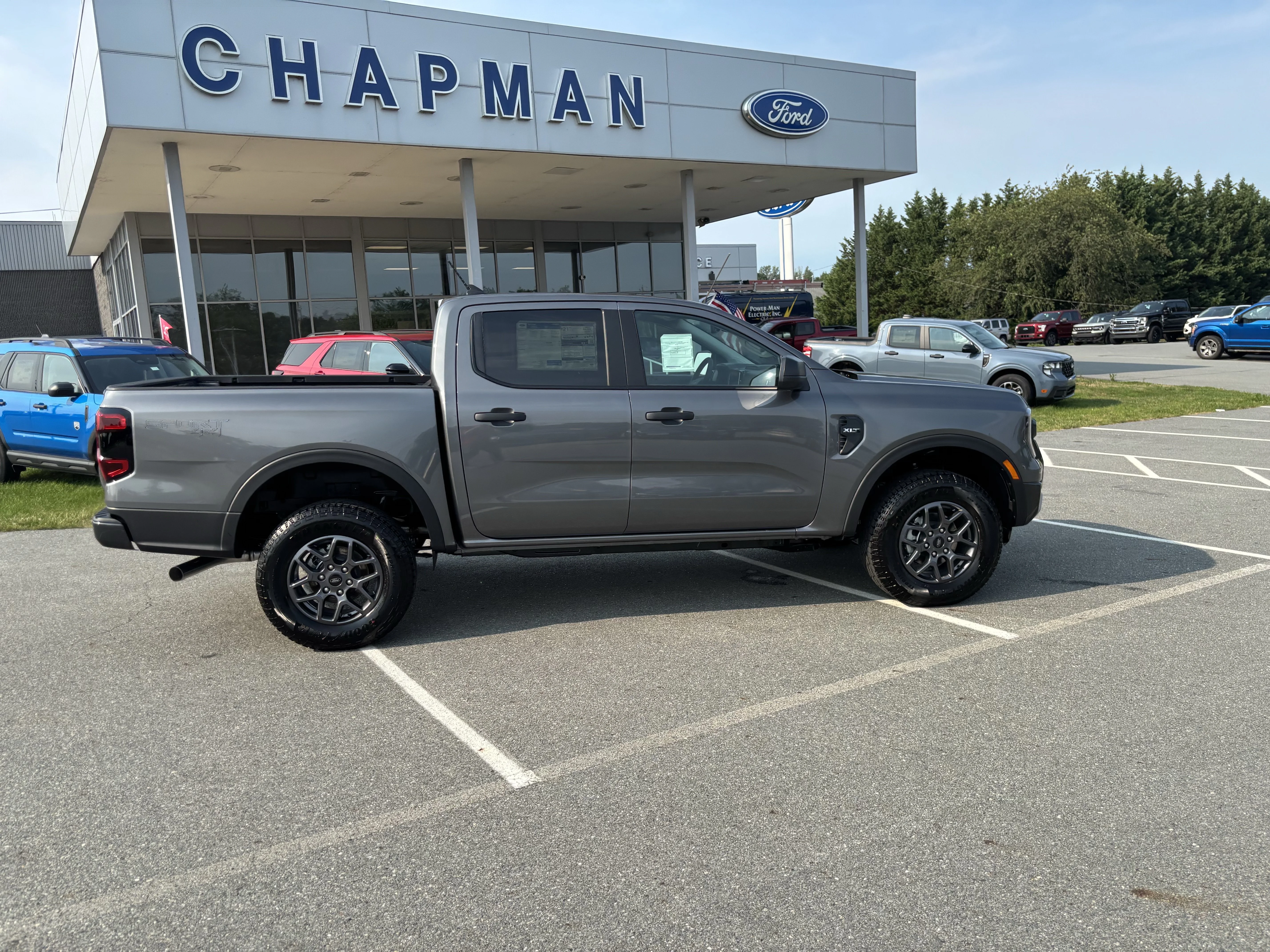 New 2026 Carbonized Gray Metallic Ford XLT image 8