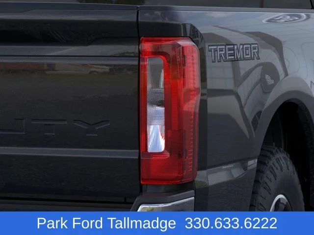 New 2026 Agate Black Metallic Ford  image 21