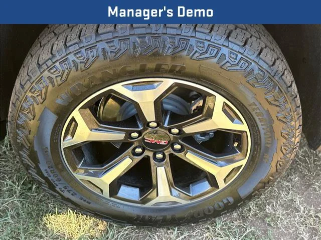 New 2026 Onyx Black GMC AT4 Ultimate image 18