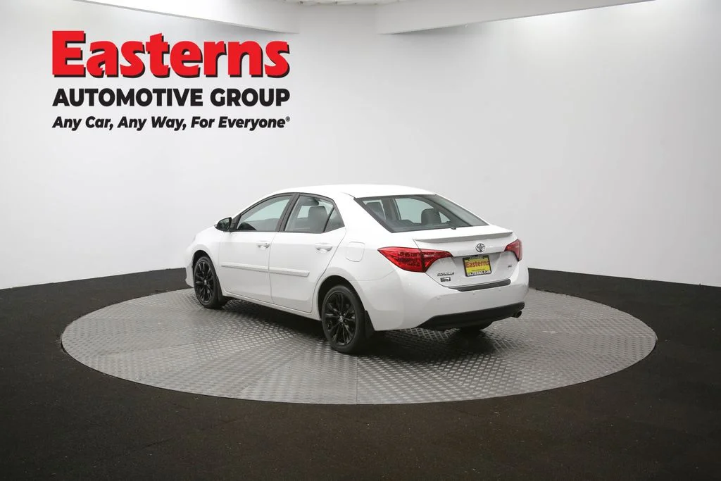 Used 2018 White Toyota SE image 61