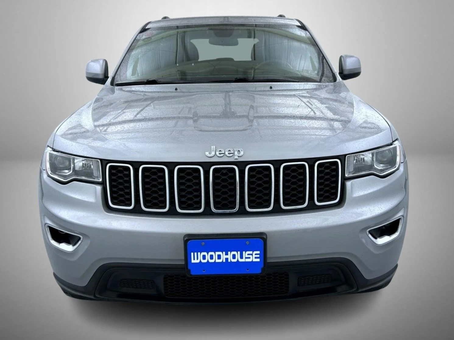 Used 2019 Silver Jeep Laredo E image 2