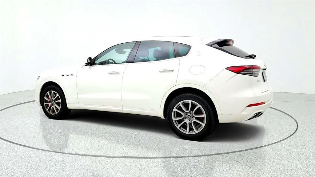 Used 2021 Bianco Maserati S 3.0L w/ Driver Assistance Pack image 7