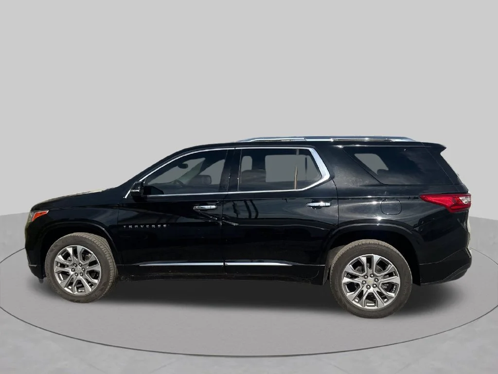 Used 2019 Black Chevrolet Premier image 31