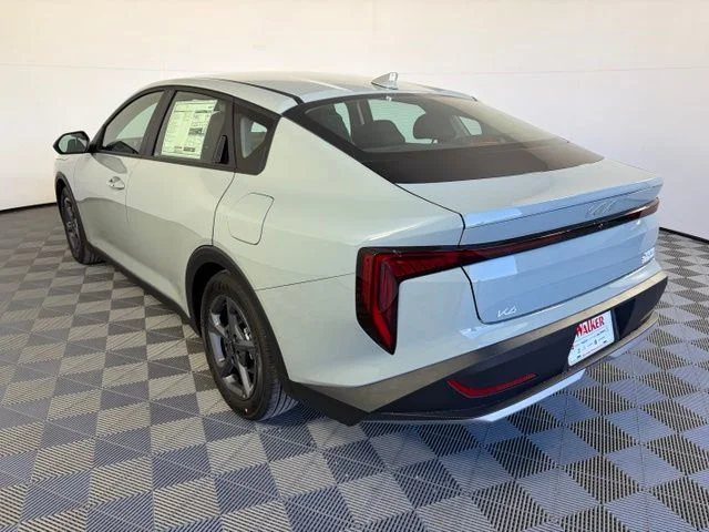 New 2026  Kia LXS image 5
