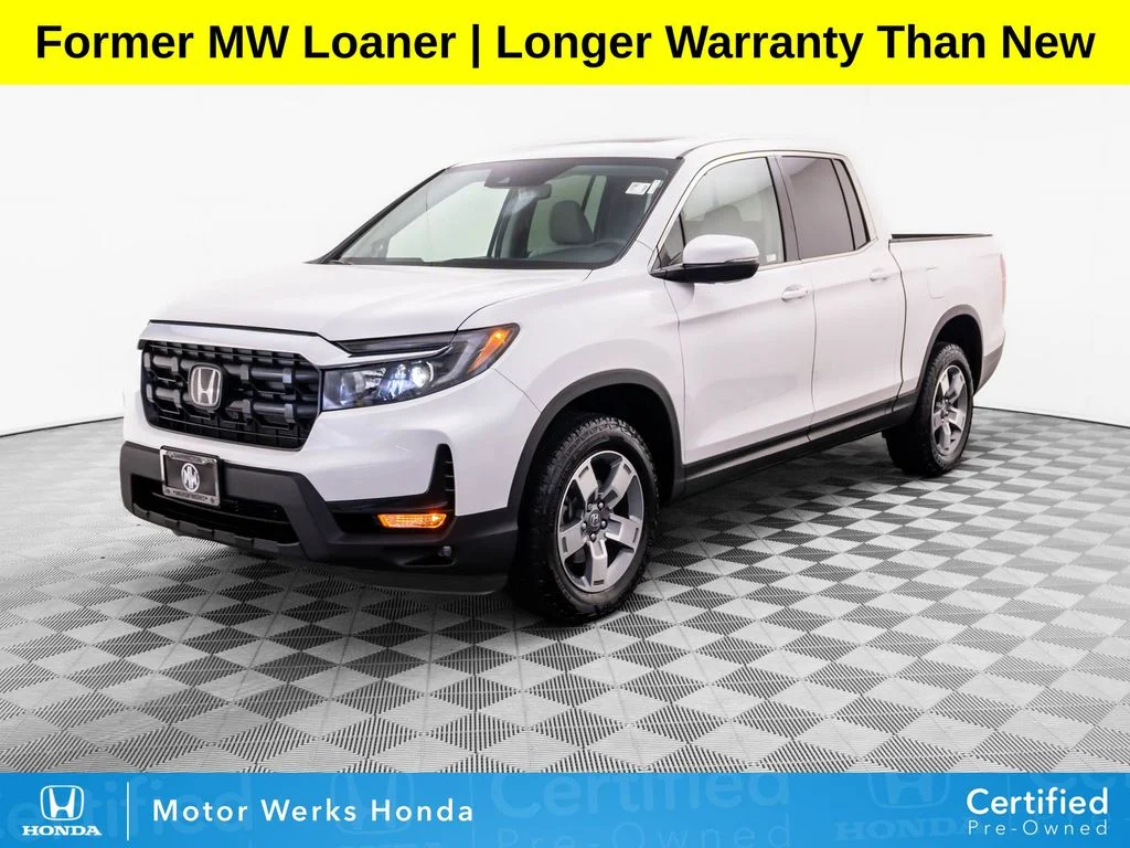 Certified Used 2025 White Honda RTL image 1