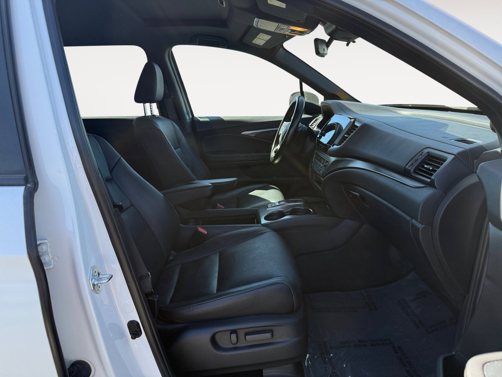 Used 2022 White Honda EX-L image 19
