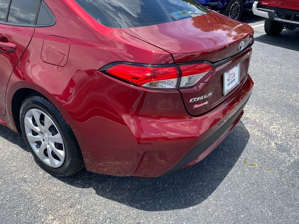 Used 2022 Red Toyota LE image 10
